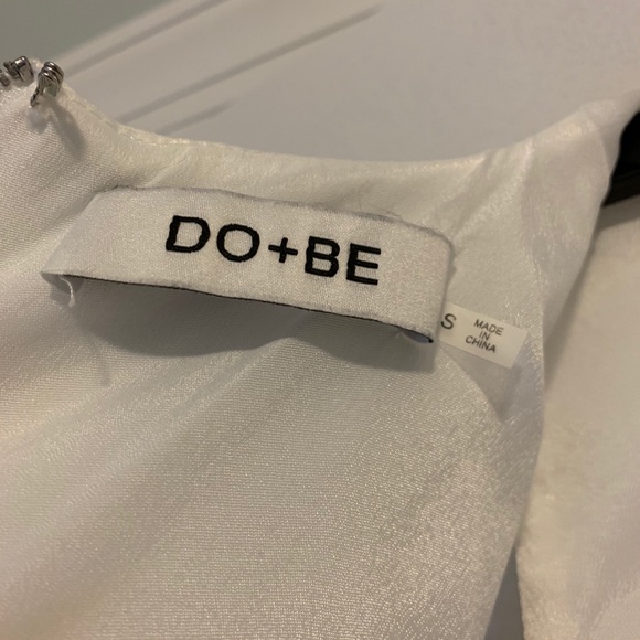 White crop top - Picture 2 of 5